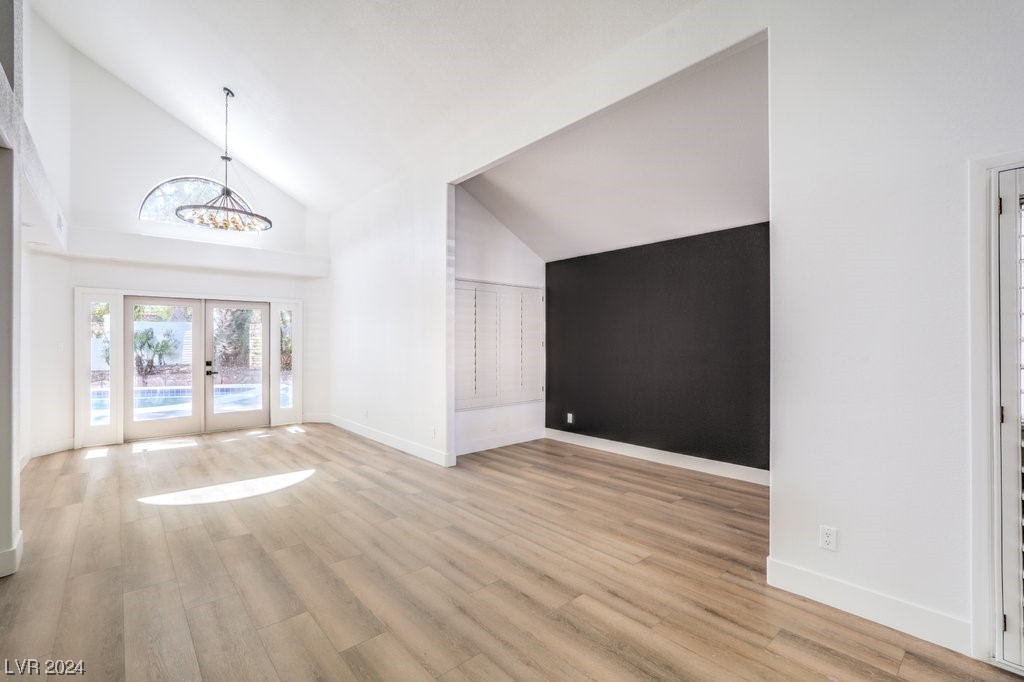 10009 Mahogany Grove Lane