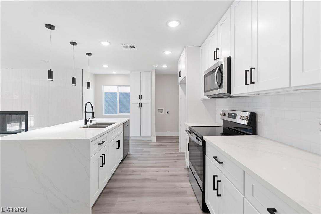 5405 Mountain View Drive