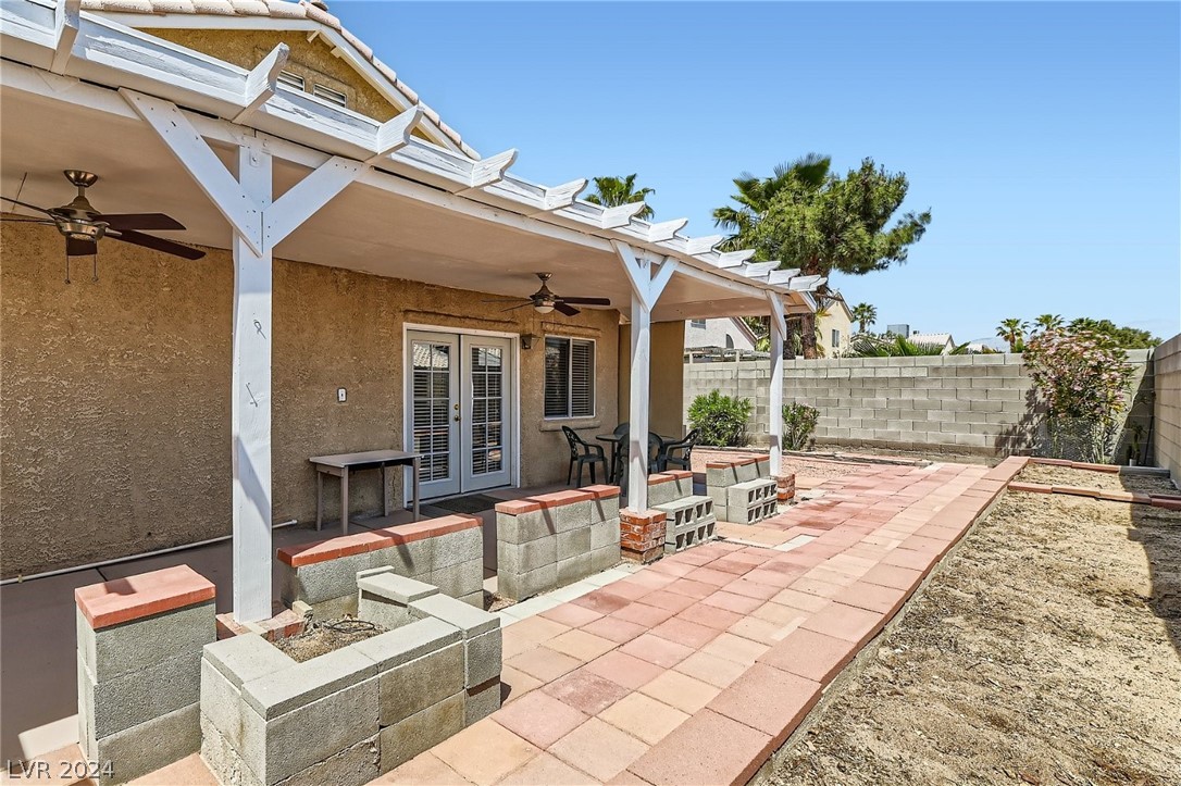 4622 Spruce Oak Drive