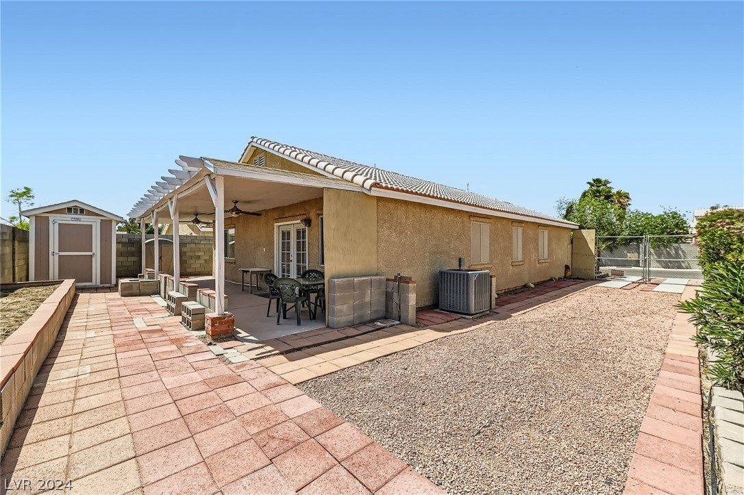 4622 Spruce Oak Drive