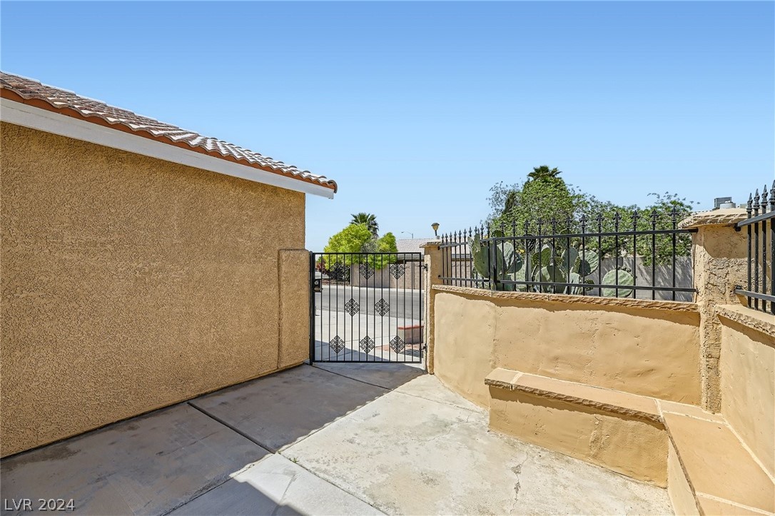 4622 Spruce Oak Drive