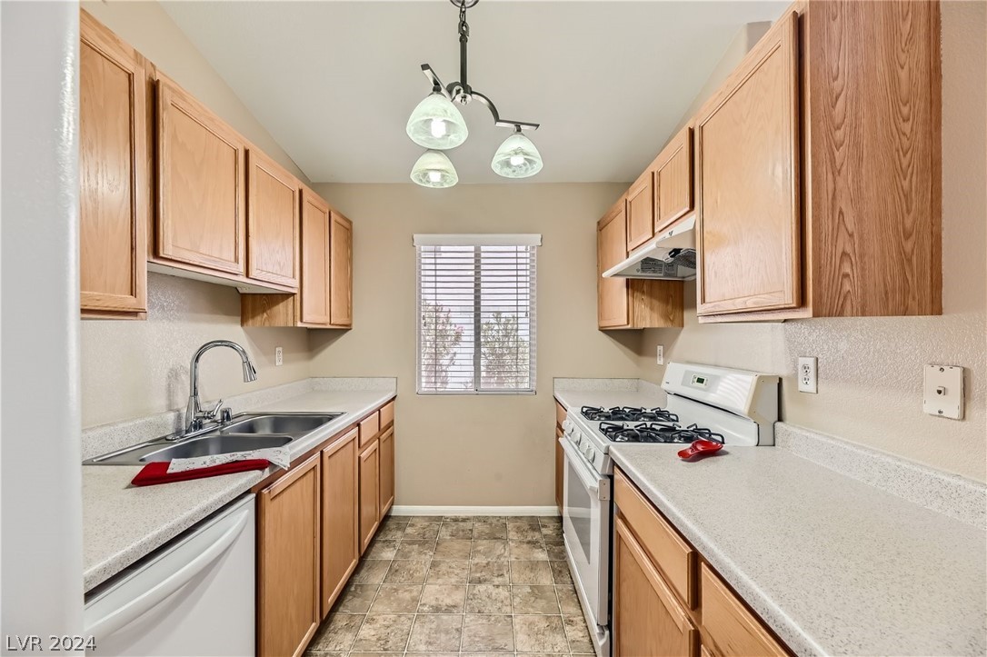 4622 Spruce Oak Drive