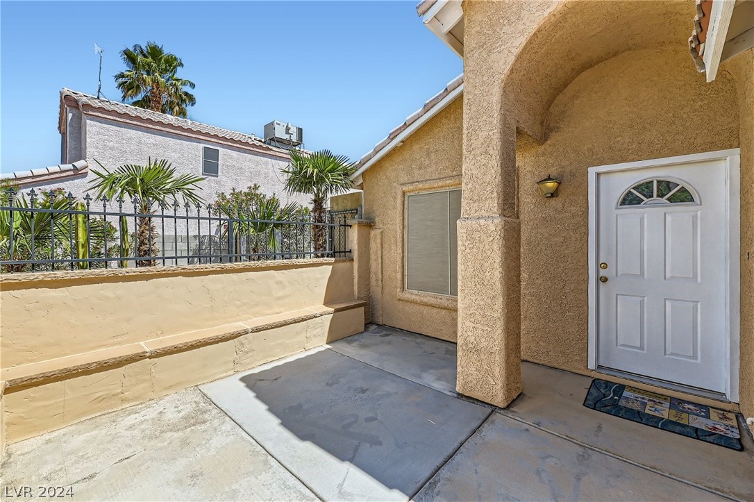 4622 Spruce Oak Drive