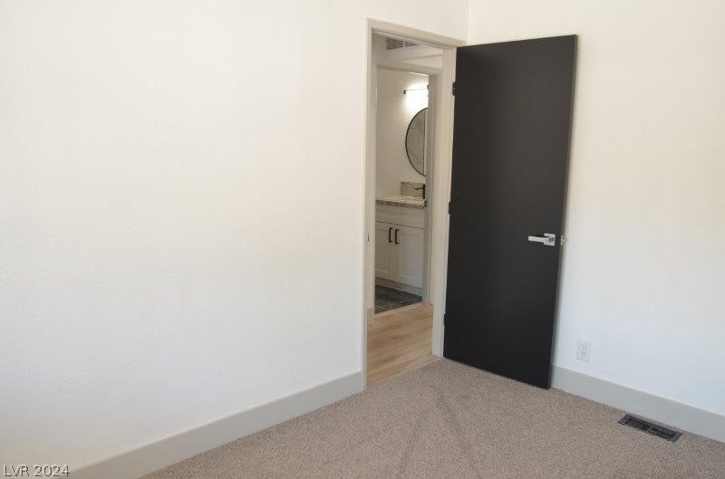 5653 Wheatfield Drive