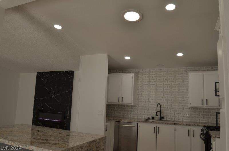5653 Wheatfield Drive
