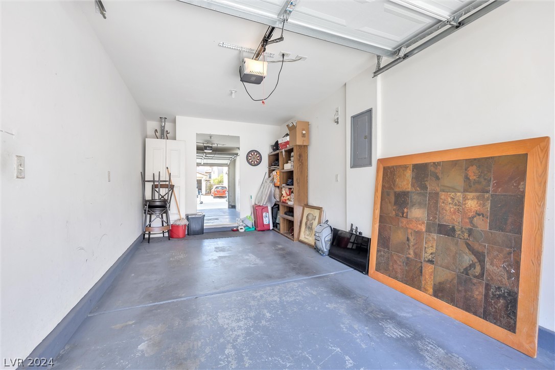 1261 Golden Apple Street