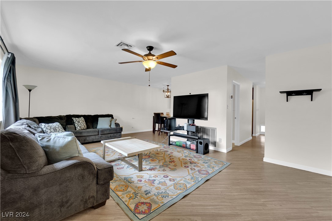 658 Greenbriar Townhouse Way 0