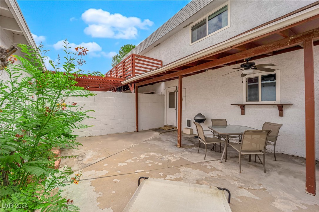 658 Greenbriar Townhouse Way 0