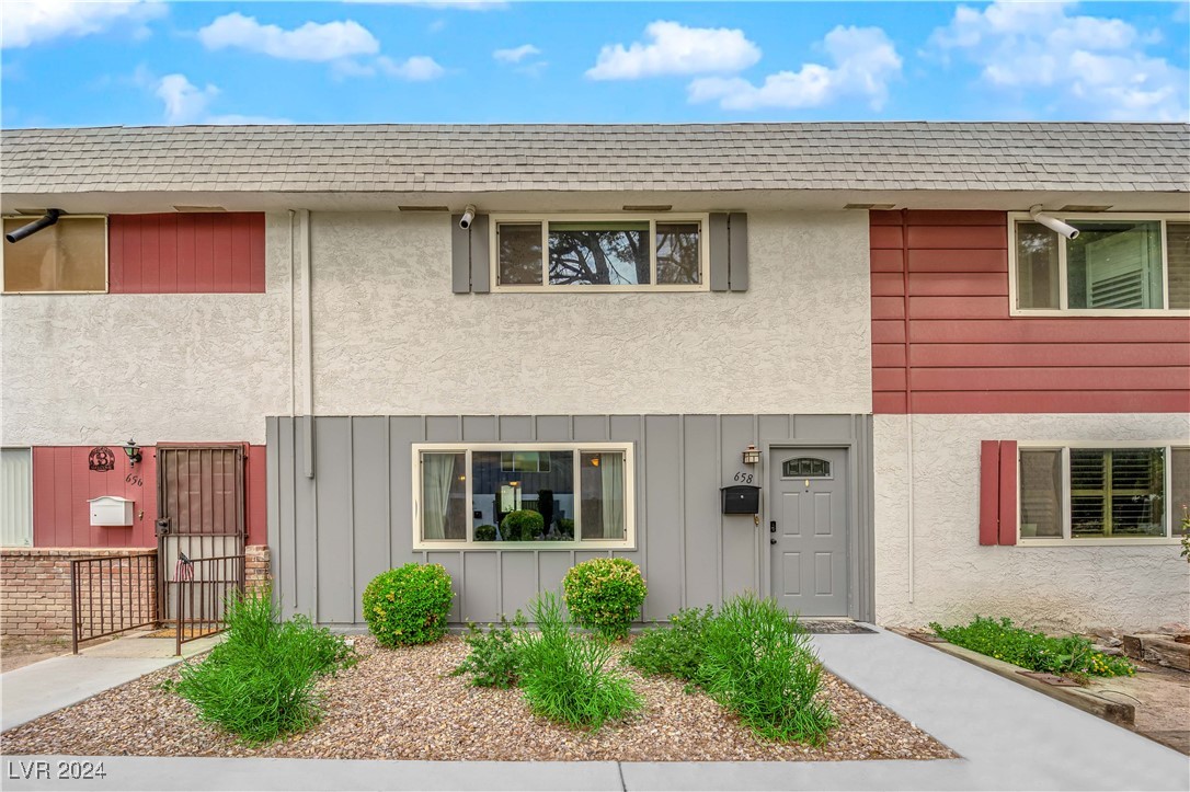 658 Greenbriar Townhouse Way 0