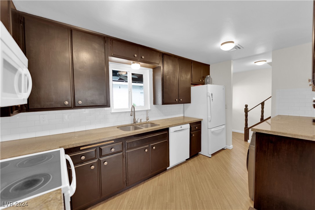 658 Greenbriar Townhouse Way 0