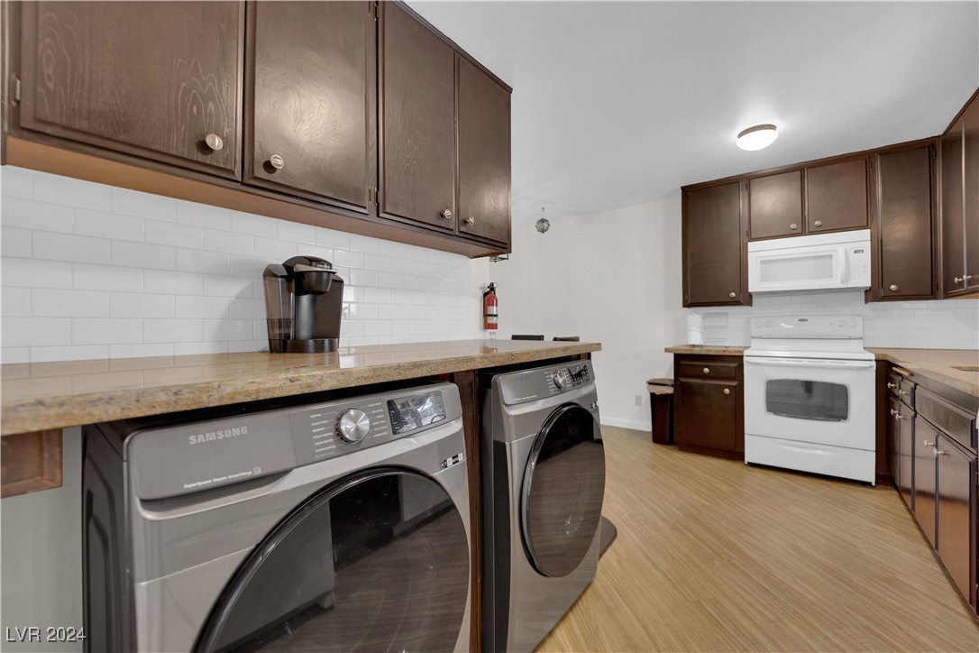658 Greenbriar Townhouse Way 0