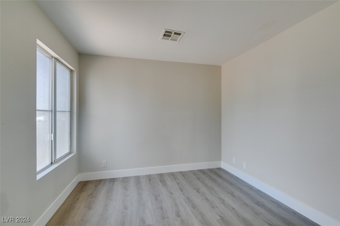 5822 Springmist Street