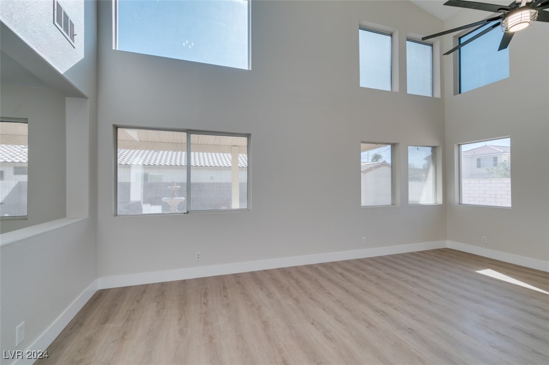 5822 Springmist Street