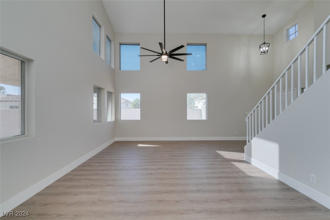 5822 Springmist Street