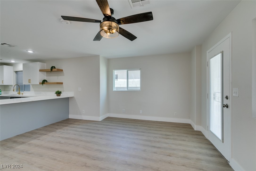 5822 Springmist Street