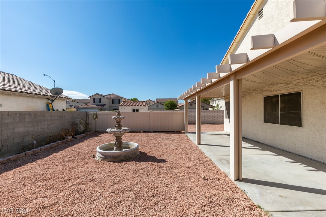 5822 Springmist Street