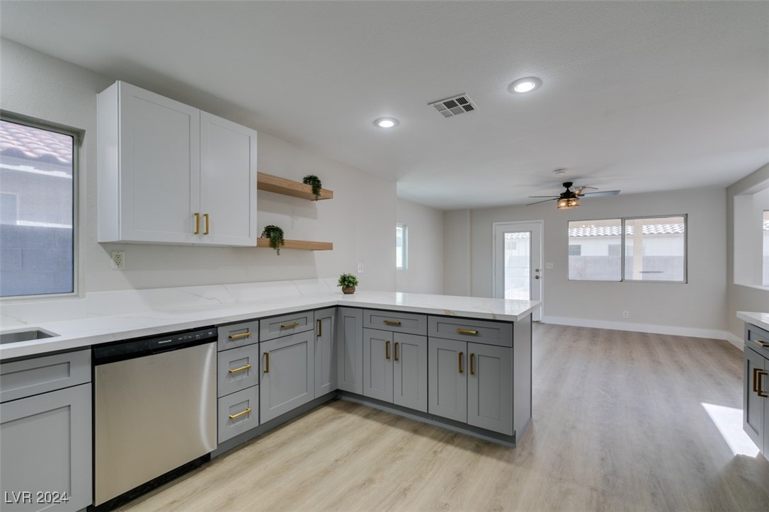 5822 Springmist Street