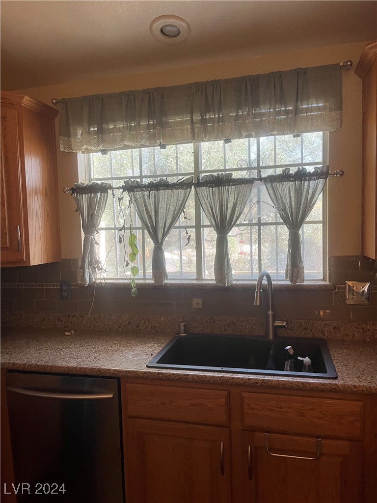 1833 Crystal Chimes Drive