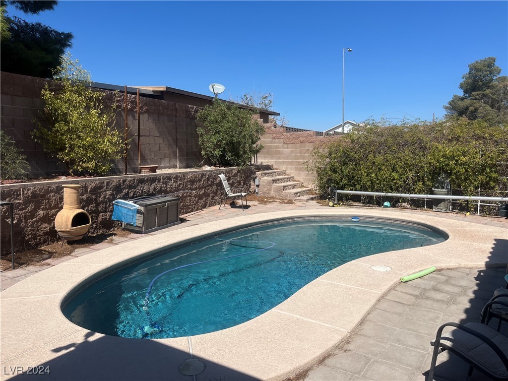 1833 Crystal Chimes Drive