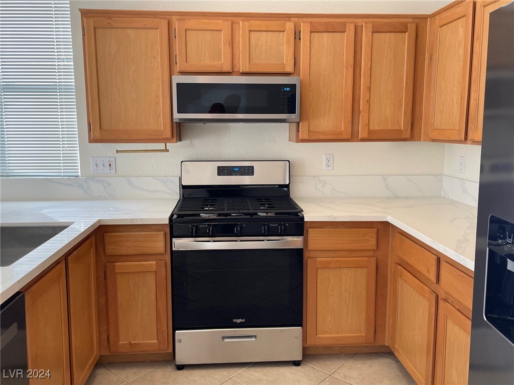 9586 Collinsleap Court