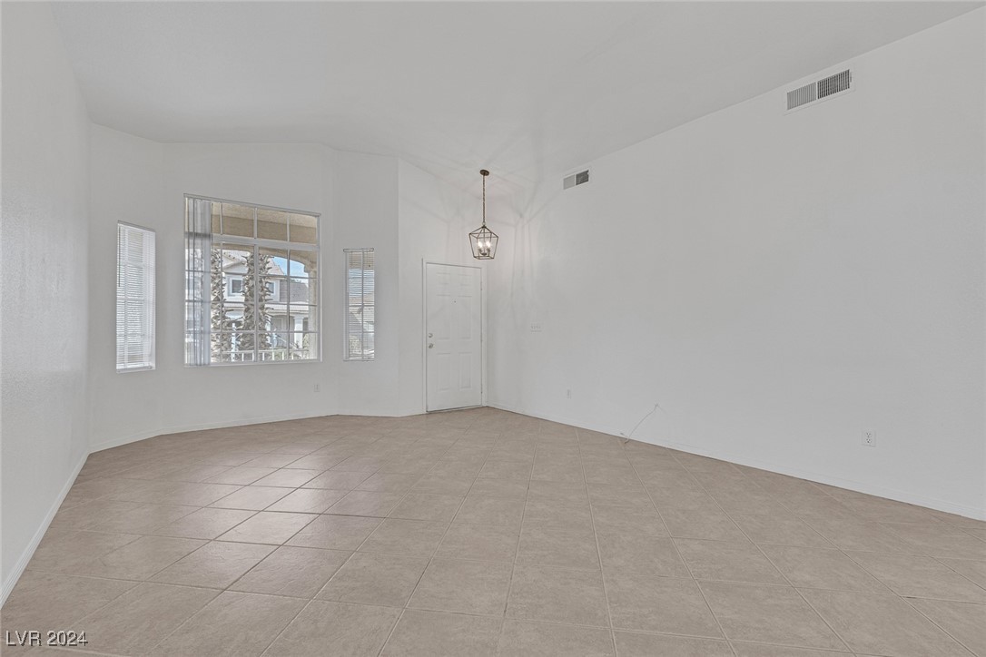 9586 Collinsleap Court