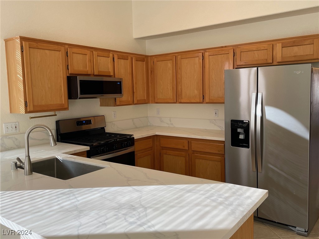 9586 Collinsleap Court