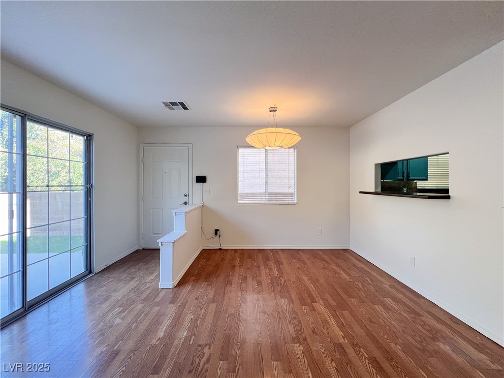 5481 Overland Express Street