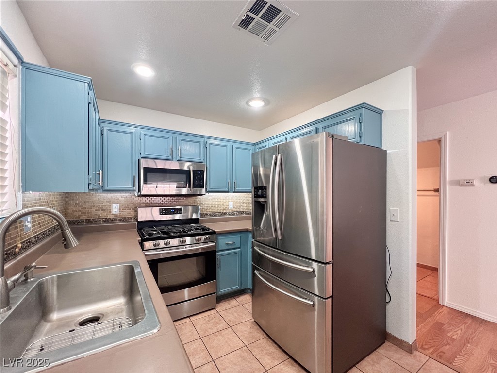 5481 Overland Express Street