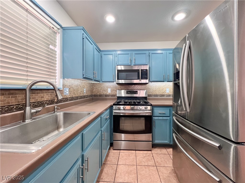 5481 Overland Express Street