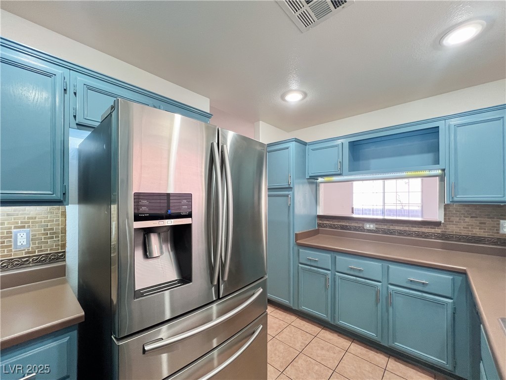 5481 Overland Express Street