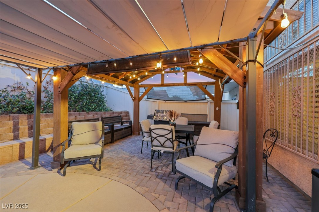 2737 Sunrise Day Court