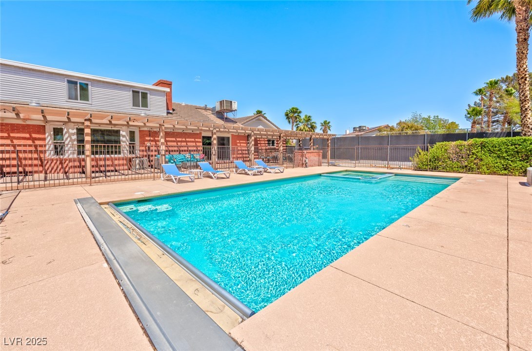 2825 East Hacienda Avenue