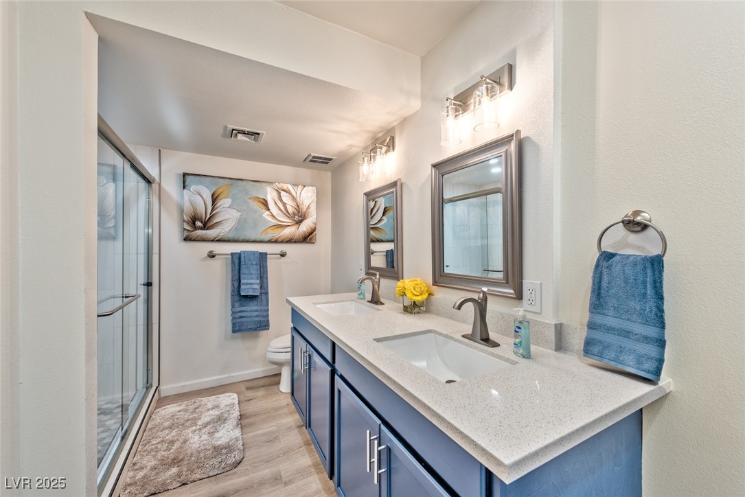 2825 East Hacienda Avenue