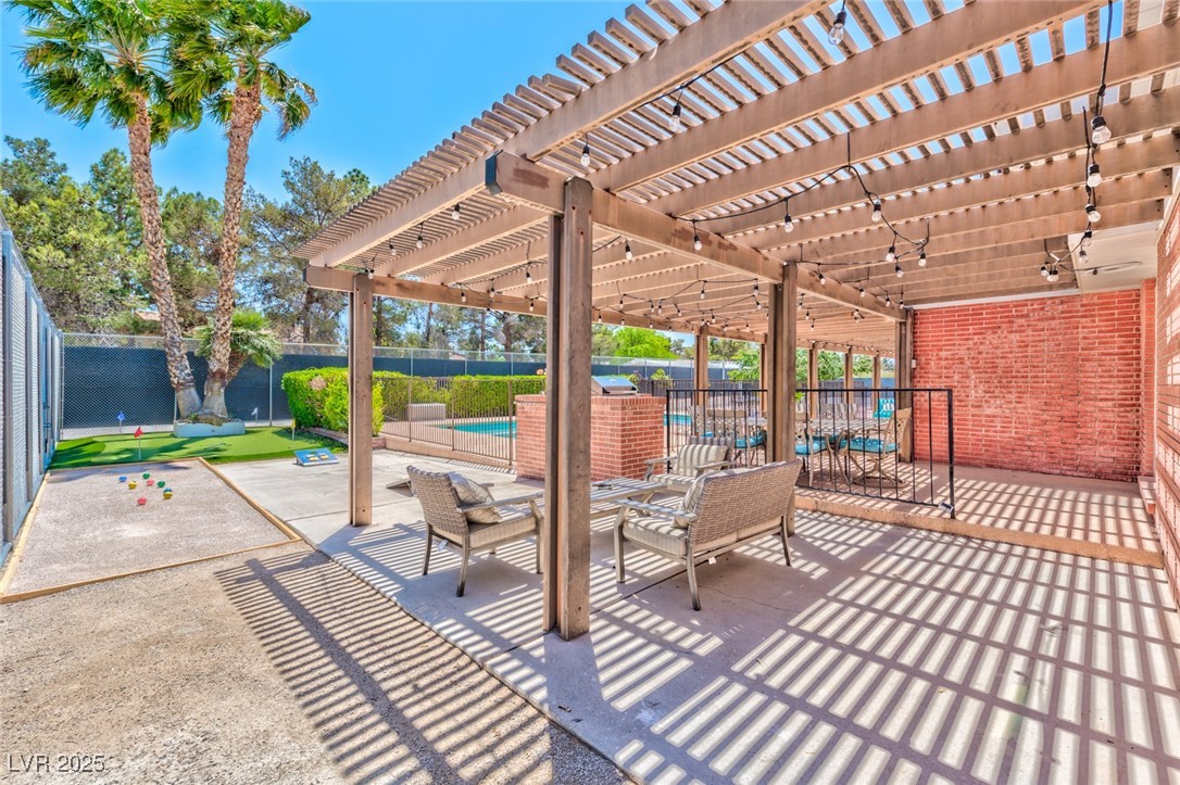 2825 East Hacienda Avenue