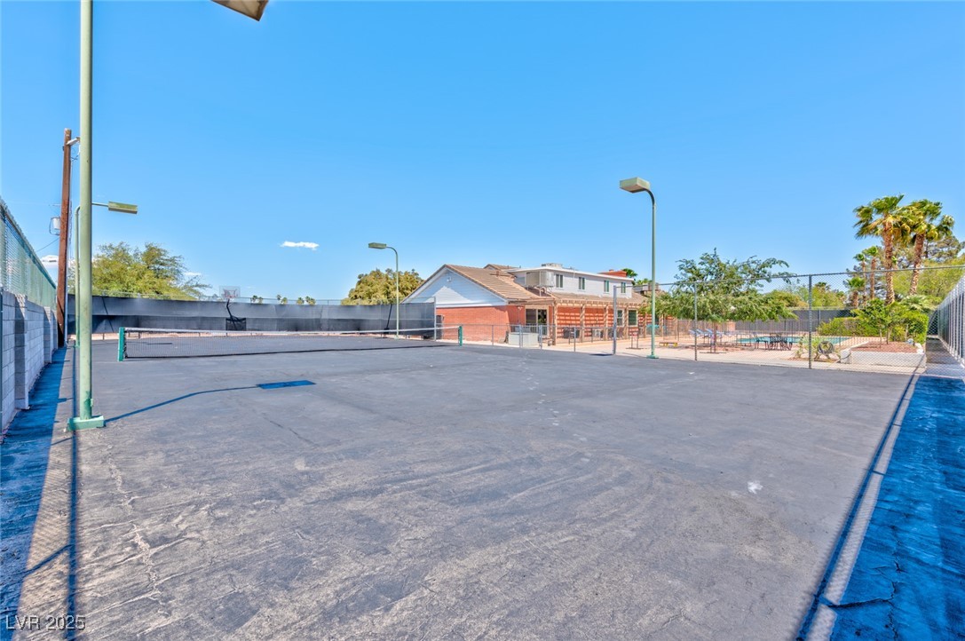 2825 East Hacienda Avenue