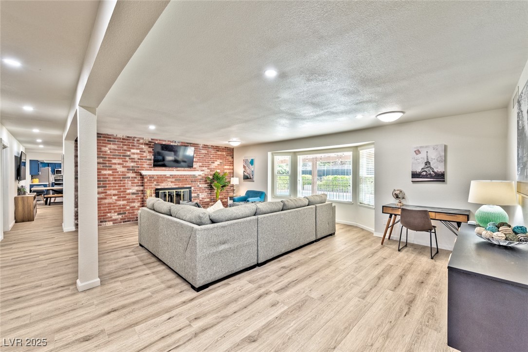 2825 East Hacienda Avenue