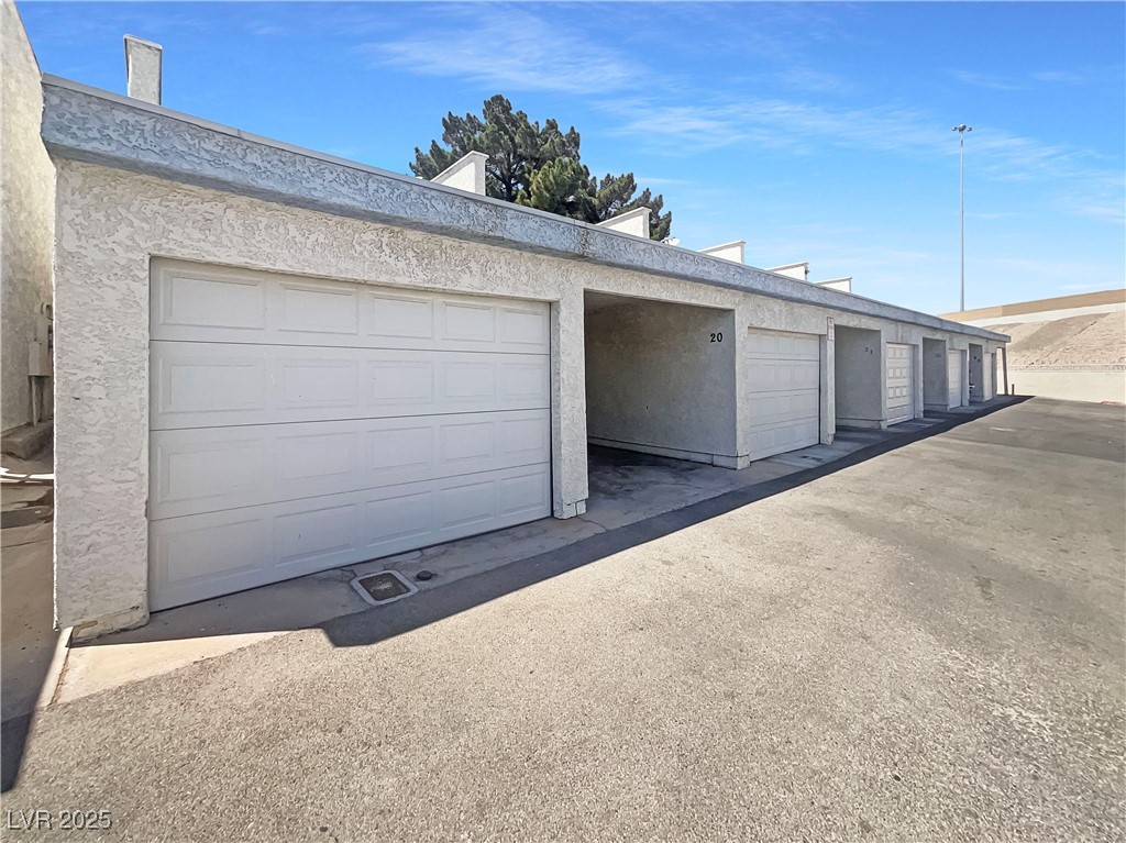 5383 Mountain Vista Street 20