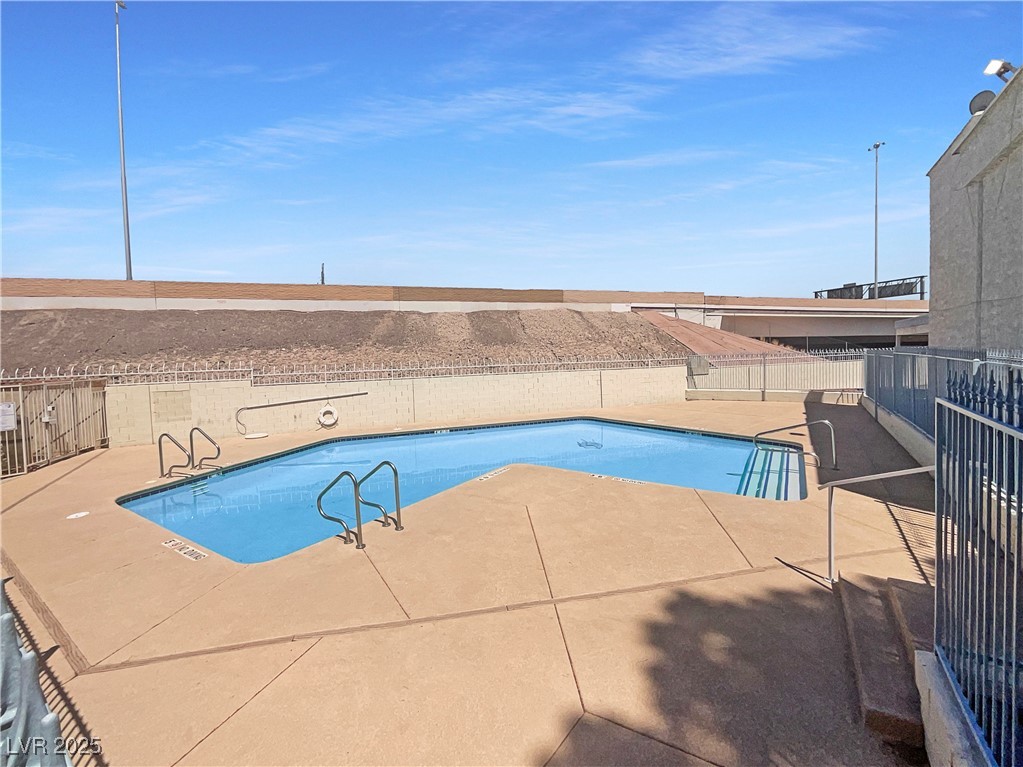 5383 Mountain Vista Street 20