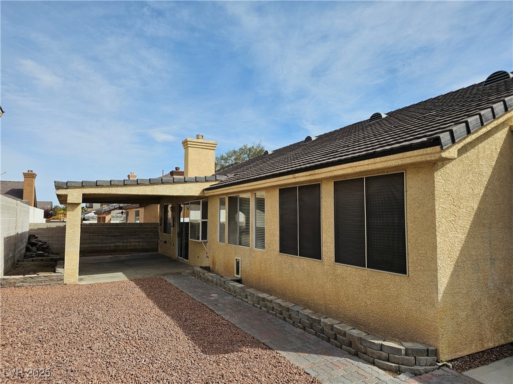 6908 Fruit Flower Avenue