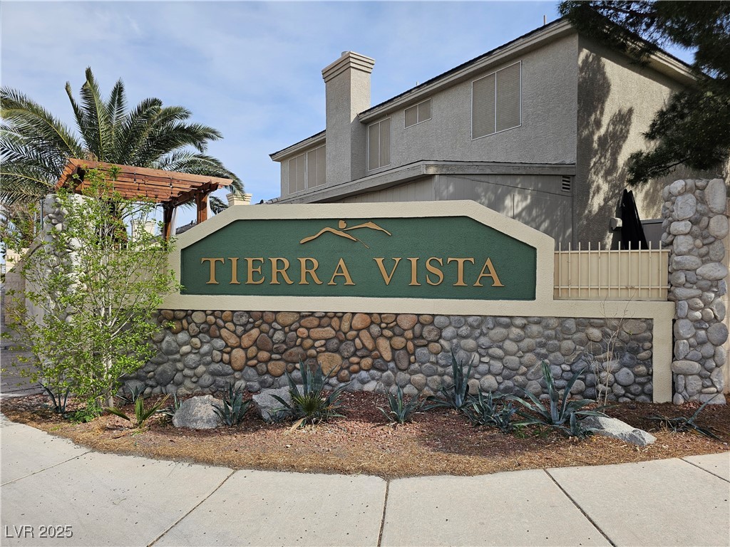 6908 Fruit Flower Avenue