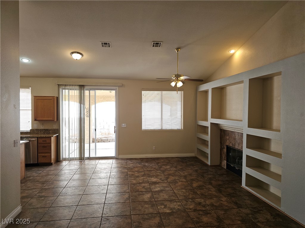 6908 Fruit Flower Avenue