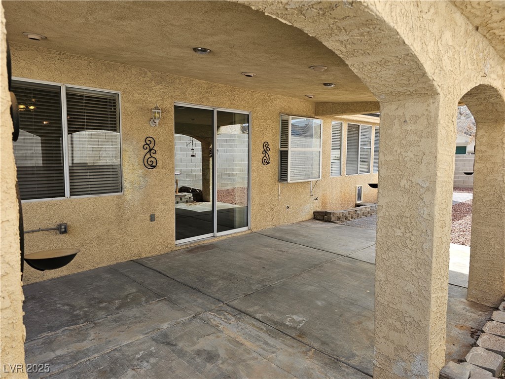 6908 Fruit Flower Avenue