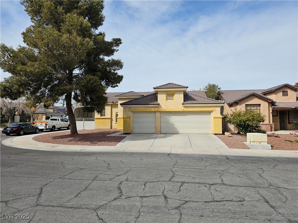 6908 Fruit Flower Avenue
