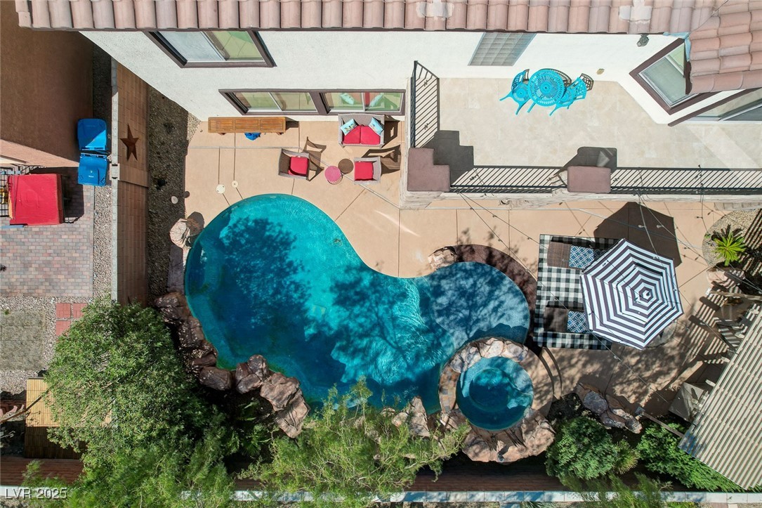 9592 Staff Lane