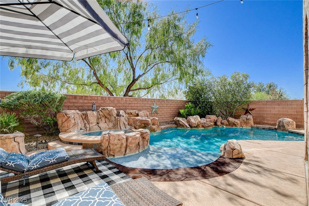 9592 Staff Lane