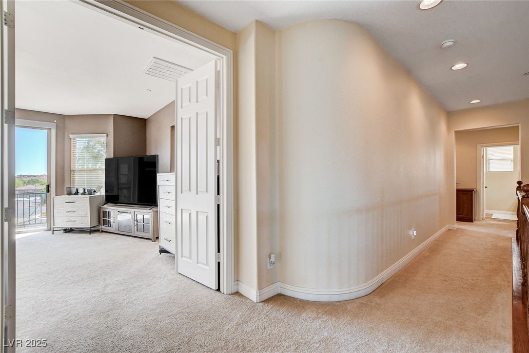 9592 Staff Lane