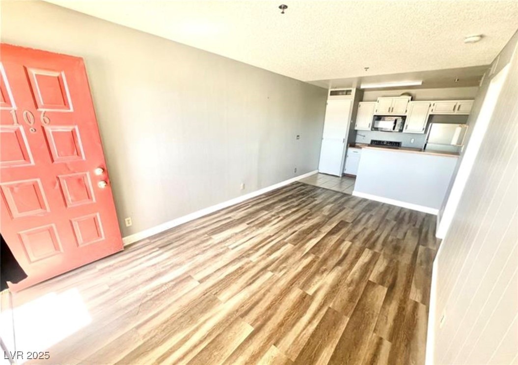1381 East University Avenue 106