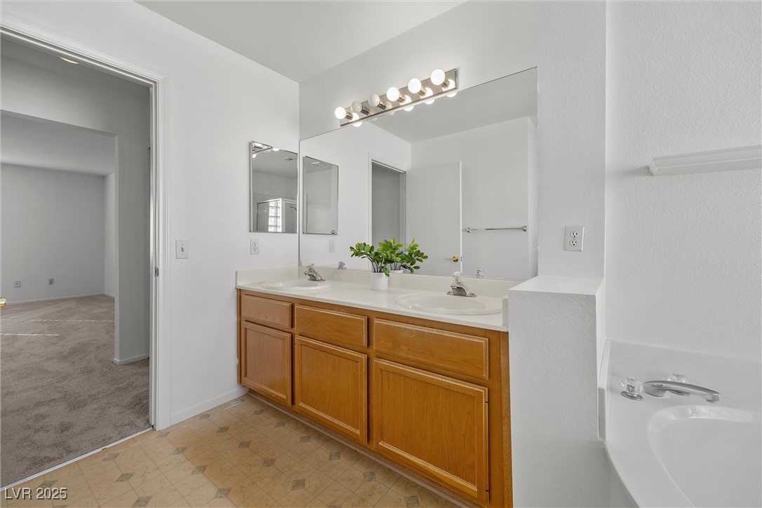 3425 Creek River Drive