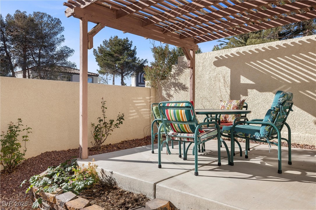 3425 Creek River Drive