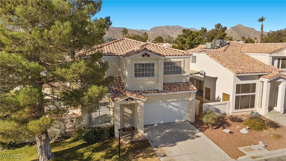 3425 Creek River Drive